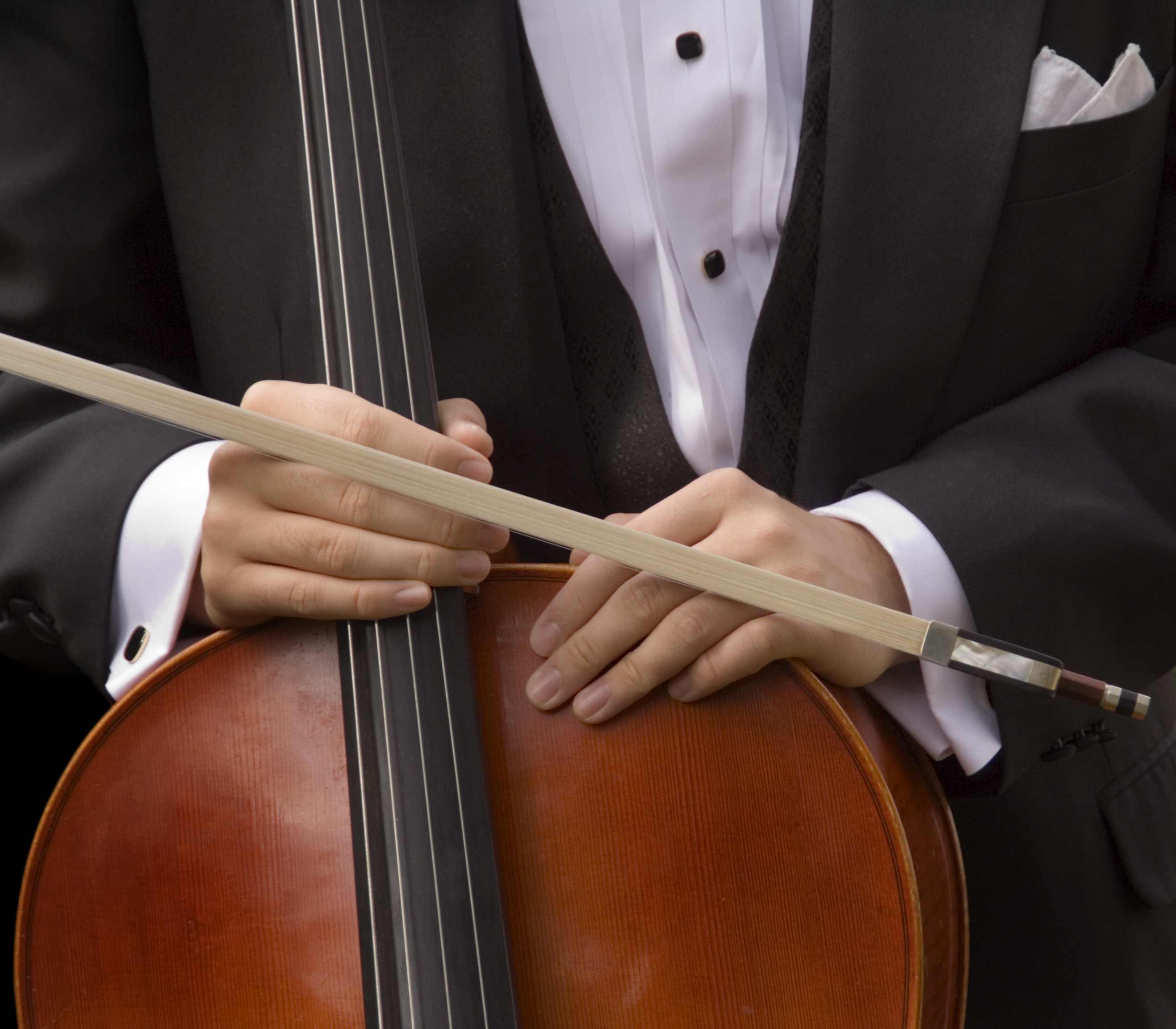 Cello mit Bogen