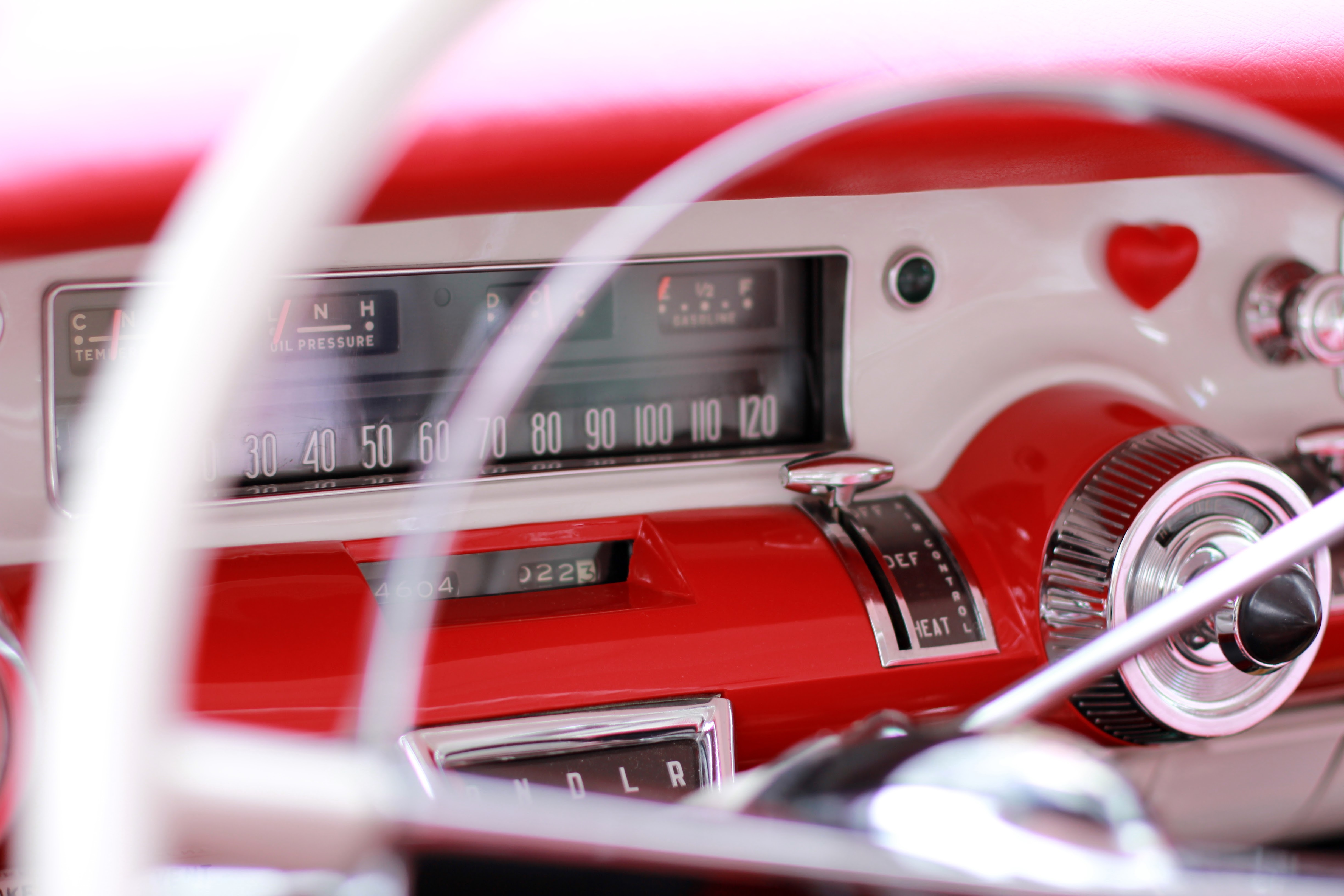 Blick ins Cockpit eines amerikanischen Oldtimers